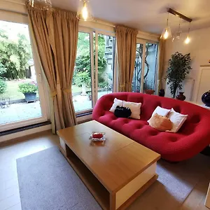 Apartment Le Divan Rouge Apartement, Next Atomium & Expo, Brüssel