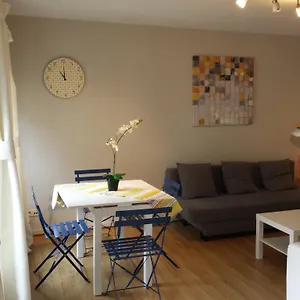 Apartment Yellow, Brussels