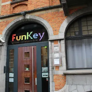 Otel Funkey, Brüksel