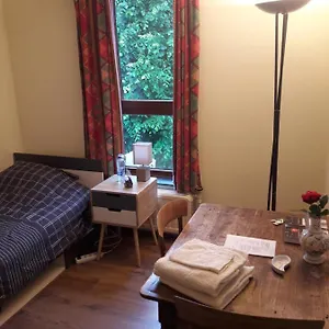 Homestay Chez Mimi - Vue Parc, Brussels